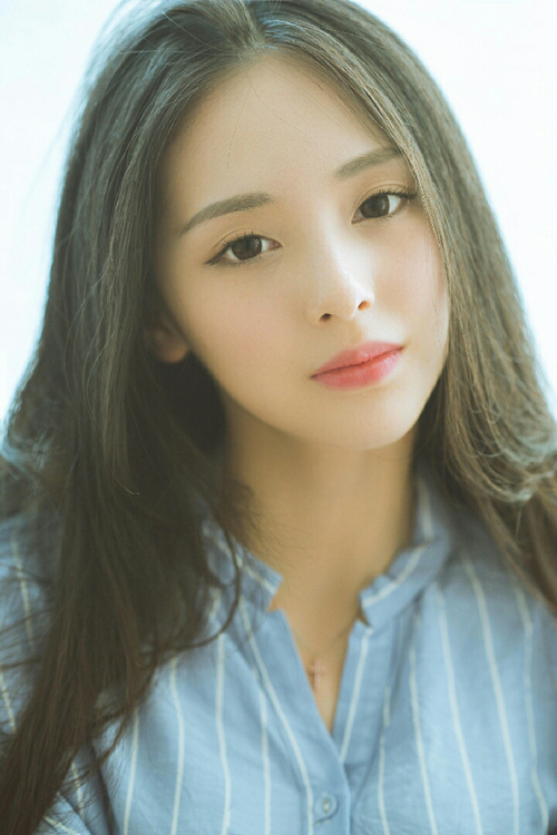 传奇后辈：新生代球员挑战历史纪录引发热议，传奇后场球员