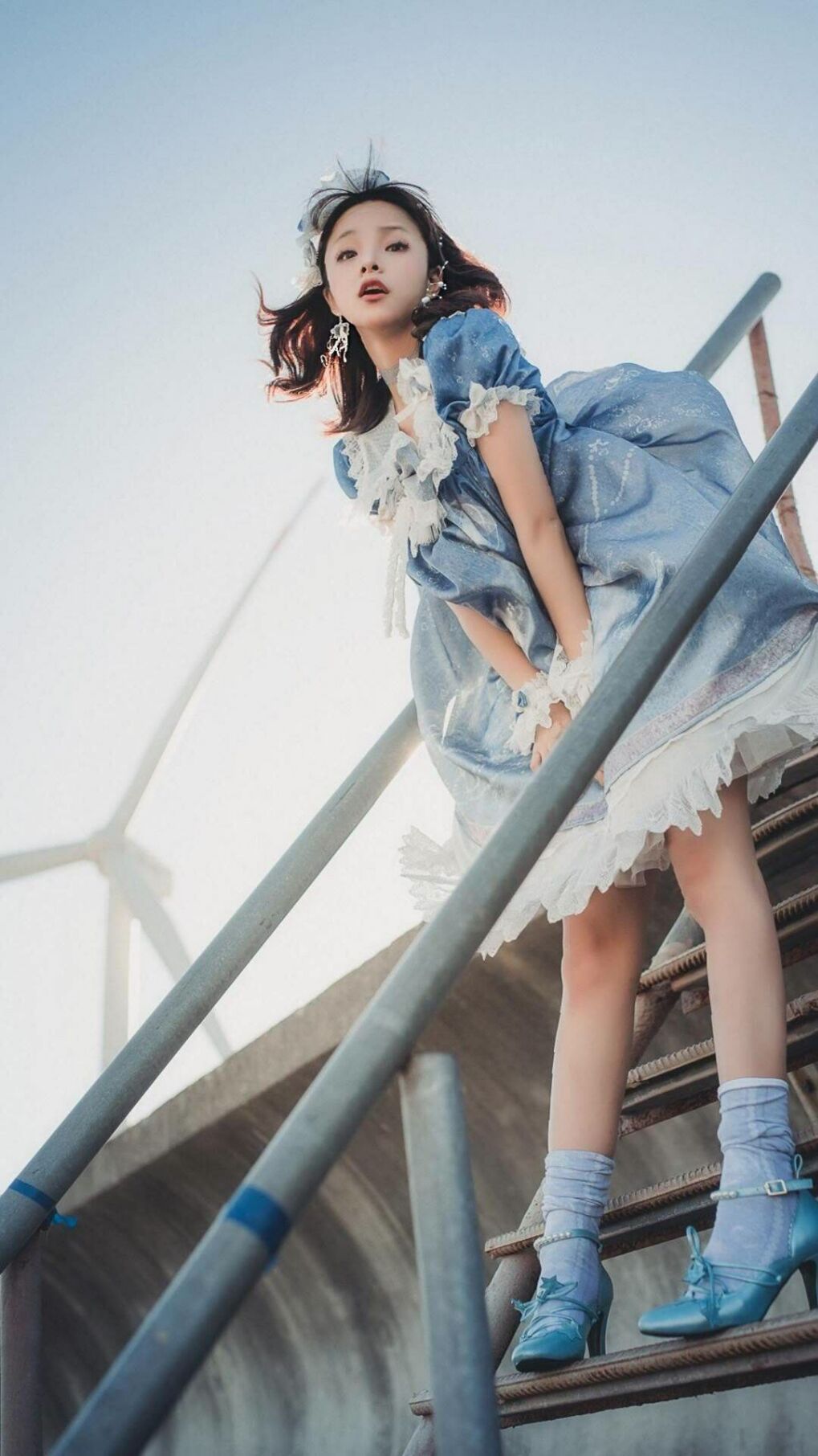 开云官网APP下载-战火燃烧：球场上的对决激情四射，无人能挡，yy战火燃烧