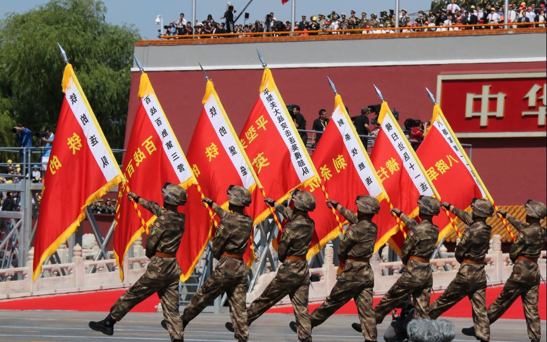 阿森纳在足总杯中击败曼联晋级四强，曼联阿森纳集锦