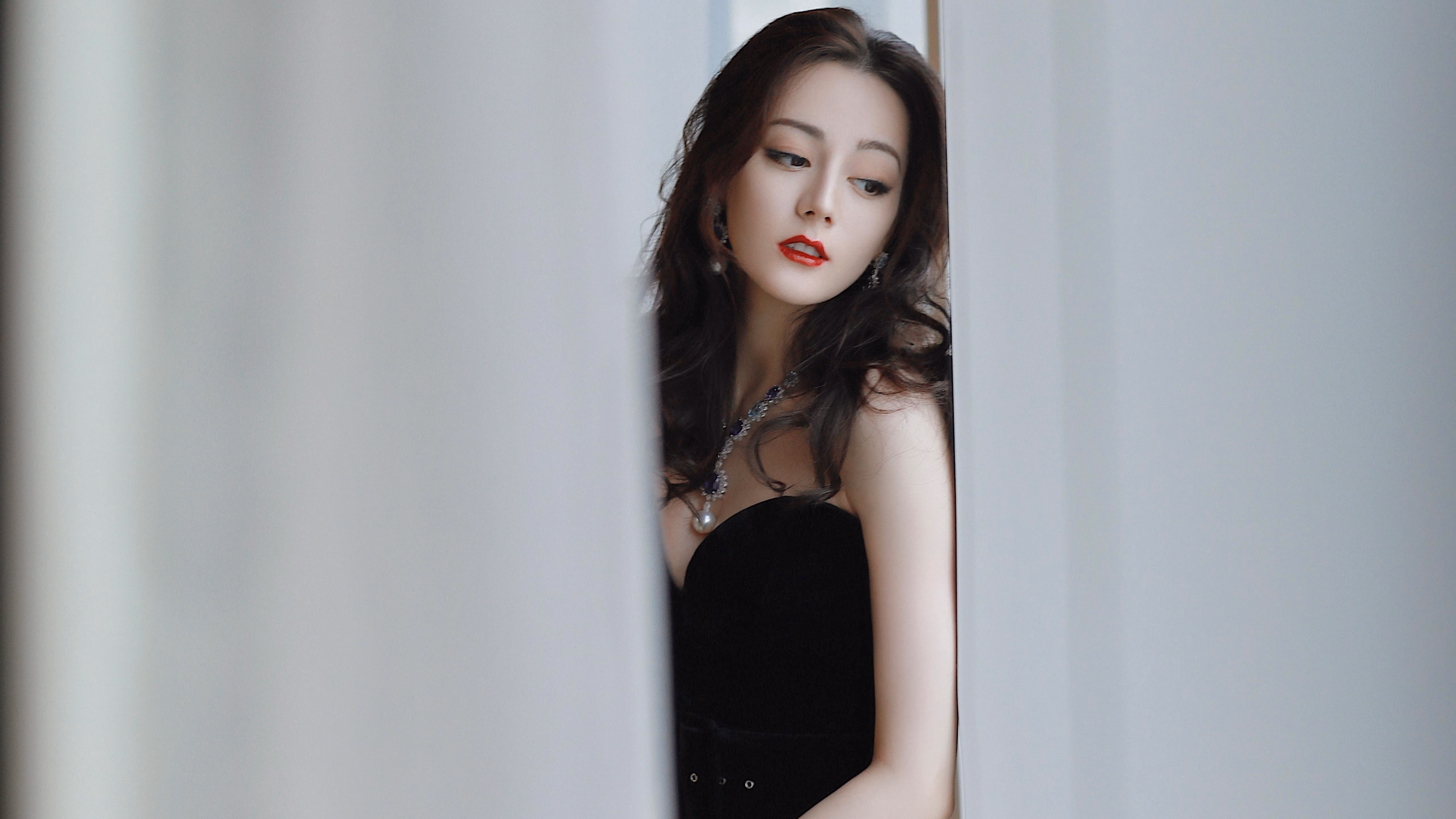 赛季中球员表现最震撼的瞬间合集,赛季球员是什么