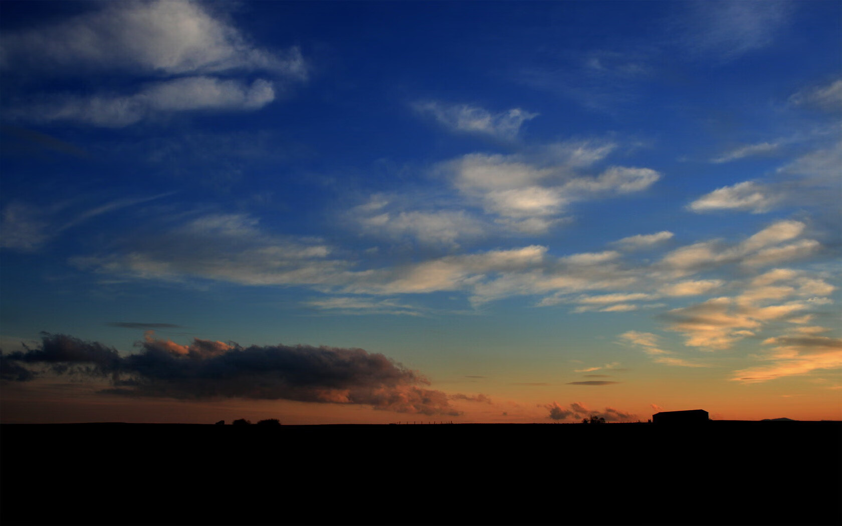 黄蜂教练组制定新赛季轮换策略提升效率，黄蜂新赛季阵容